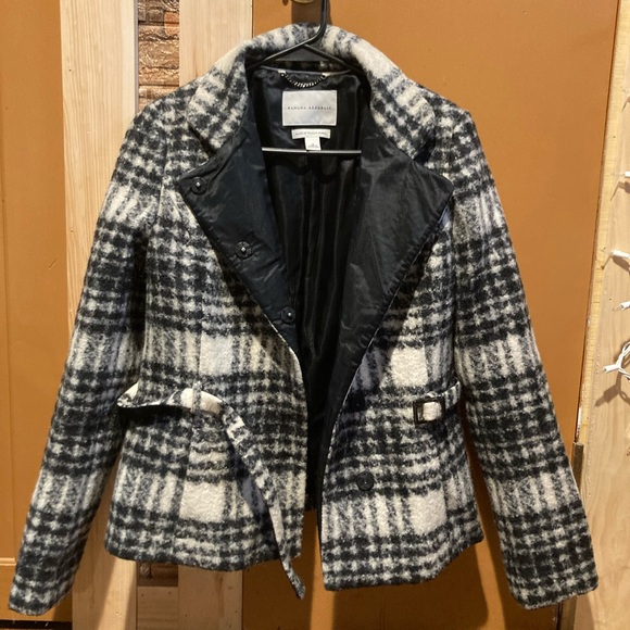 Jacket - Picture 2 of 5